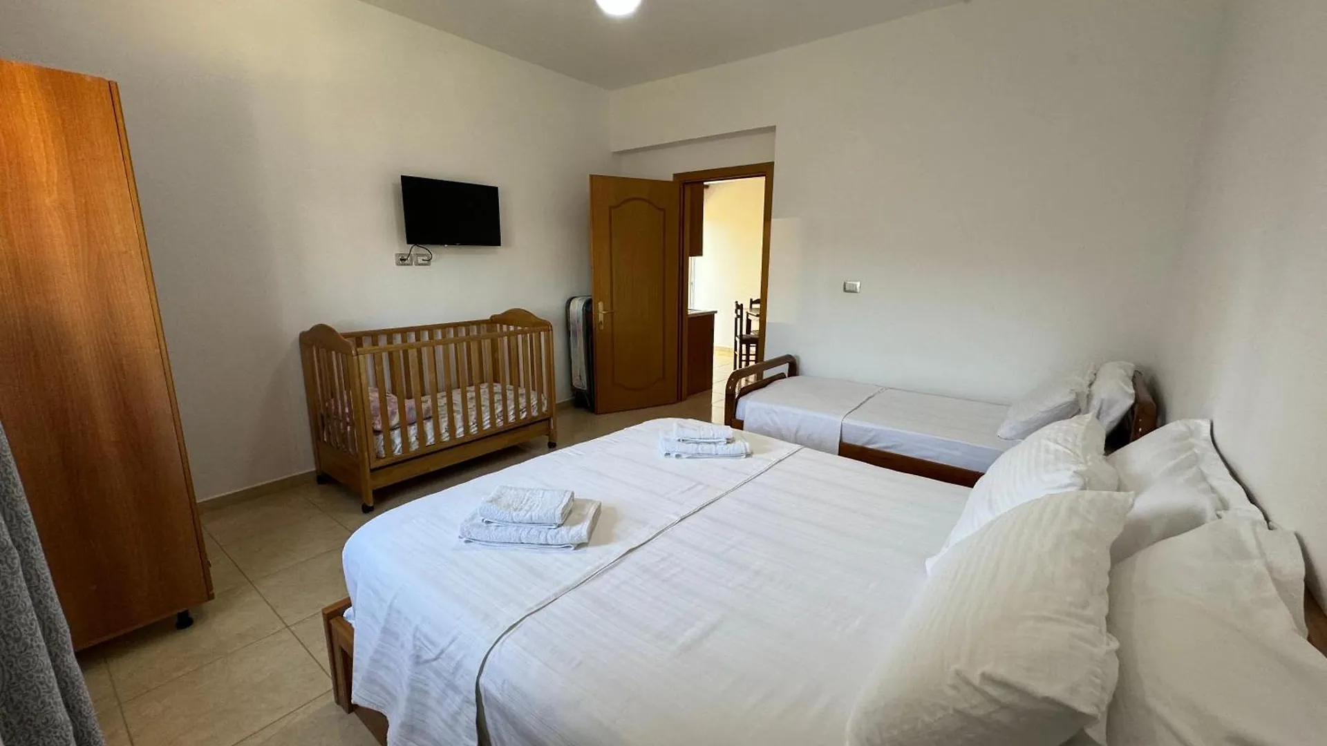 Guest house Aleksander Aparthotel Ksamil