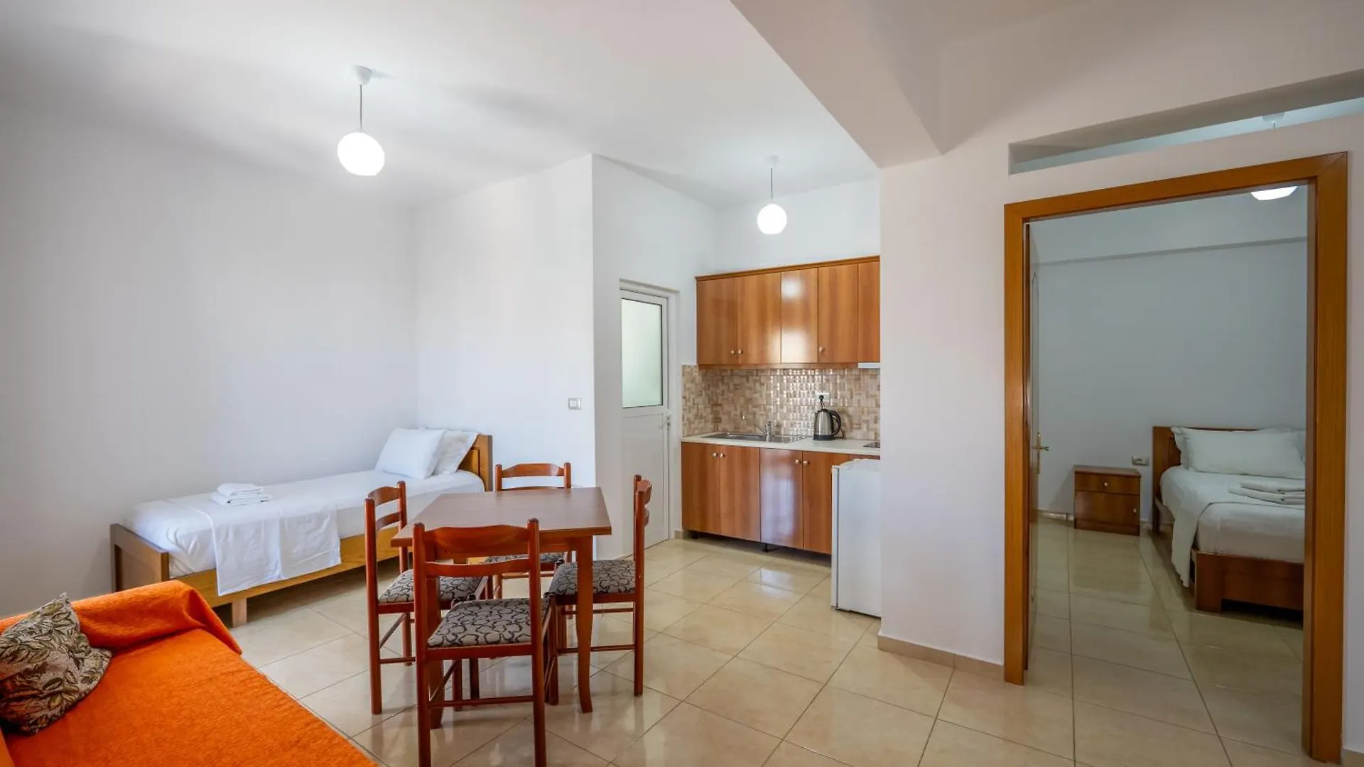 Aleksander Aparthotel Ksamil Guest house