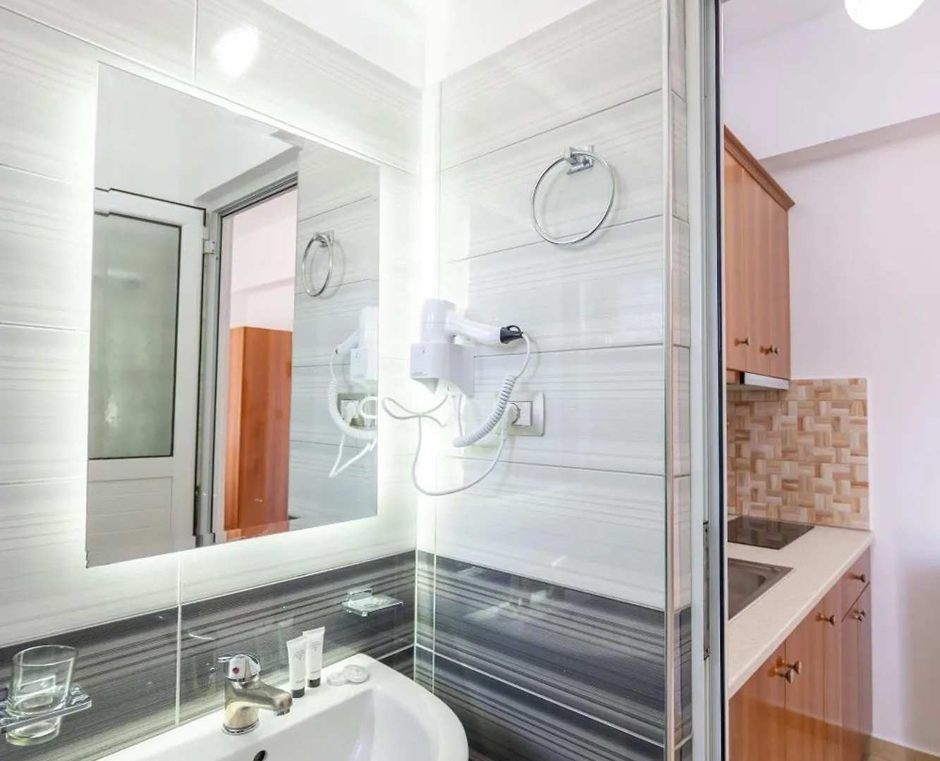 Pensjonat Aleksander Aparthotel Ksamil