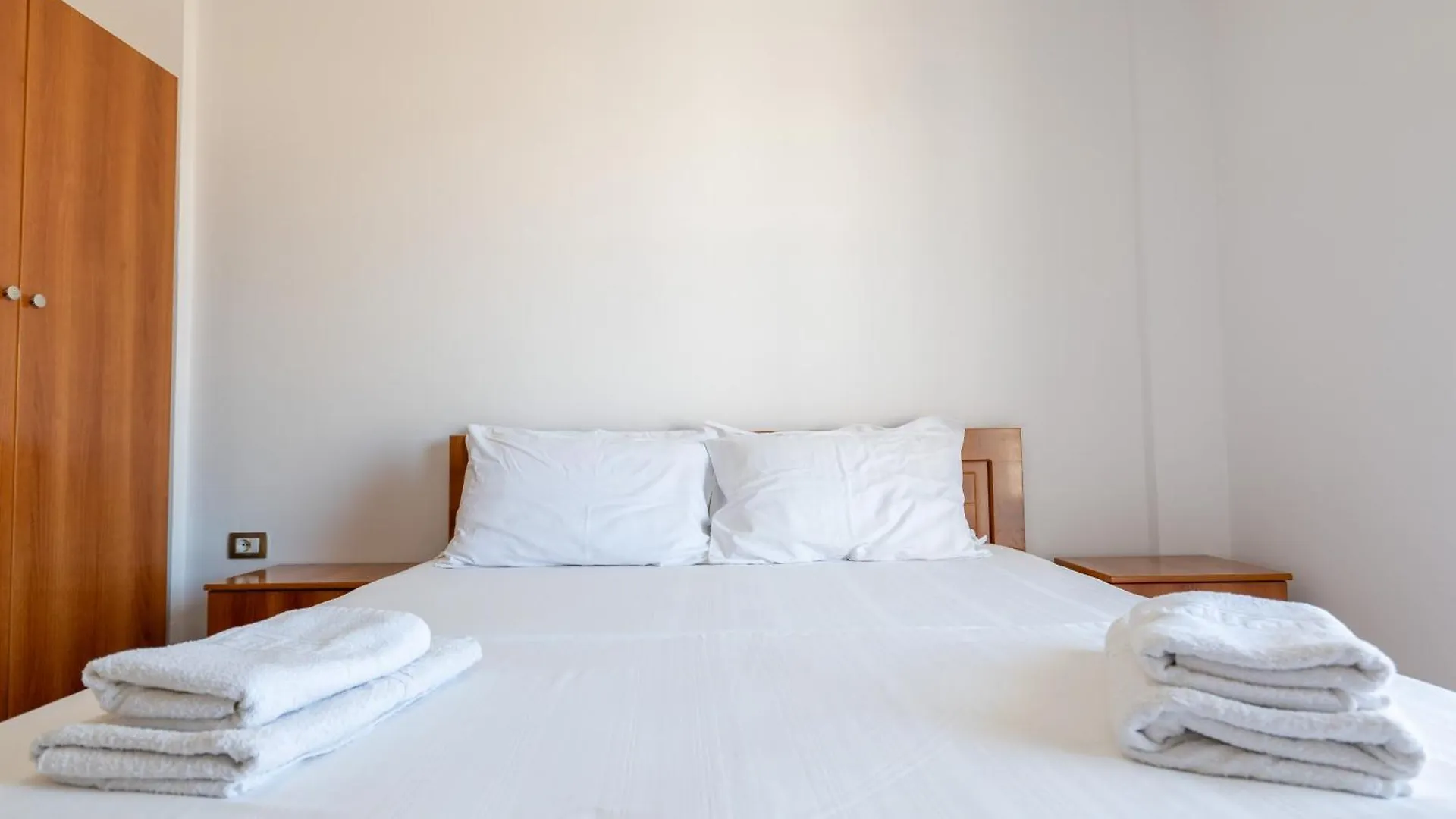 Aleksander Aparthotel Ksamil Albania