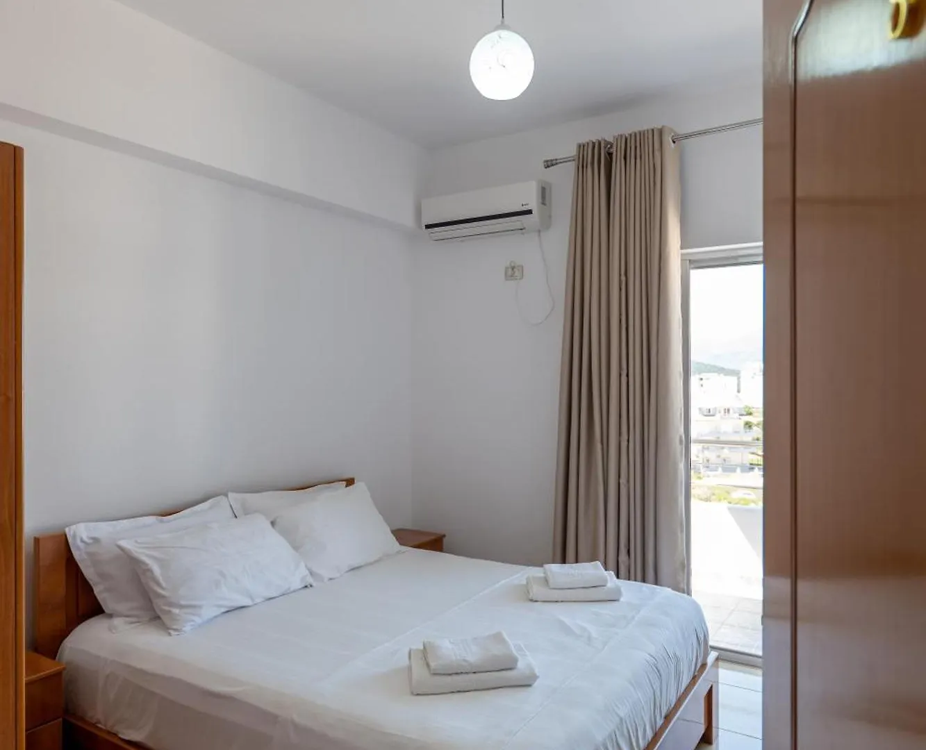 Aleksander Aparthotel Ksamil Guest house