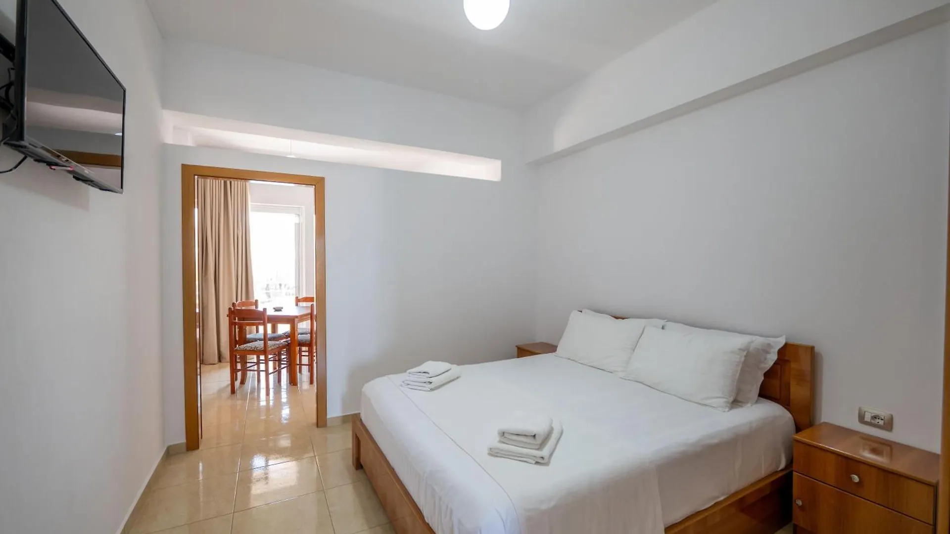 Aleksander Aparthotel Ksamil